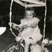 Point Edward Kiwanians Kiddies Picnic Host One of the Gallaway Girls (Wanda, Annie, or Linda)